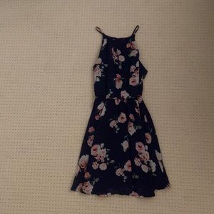 Francesca‘s collection dress in size small